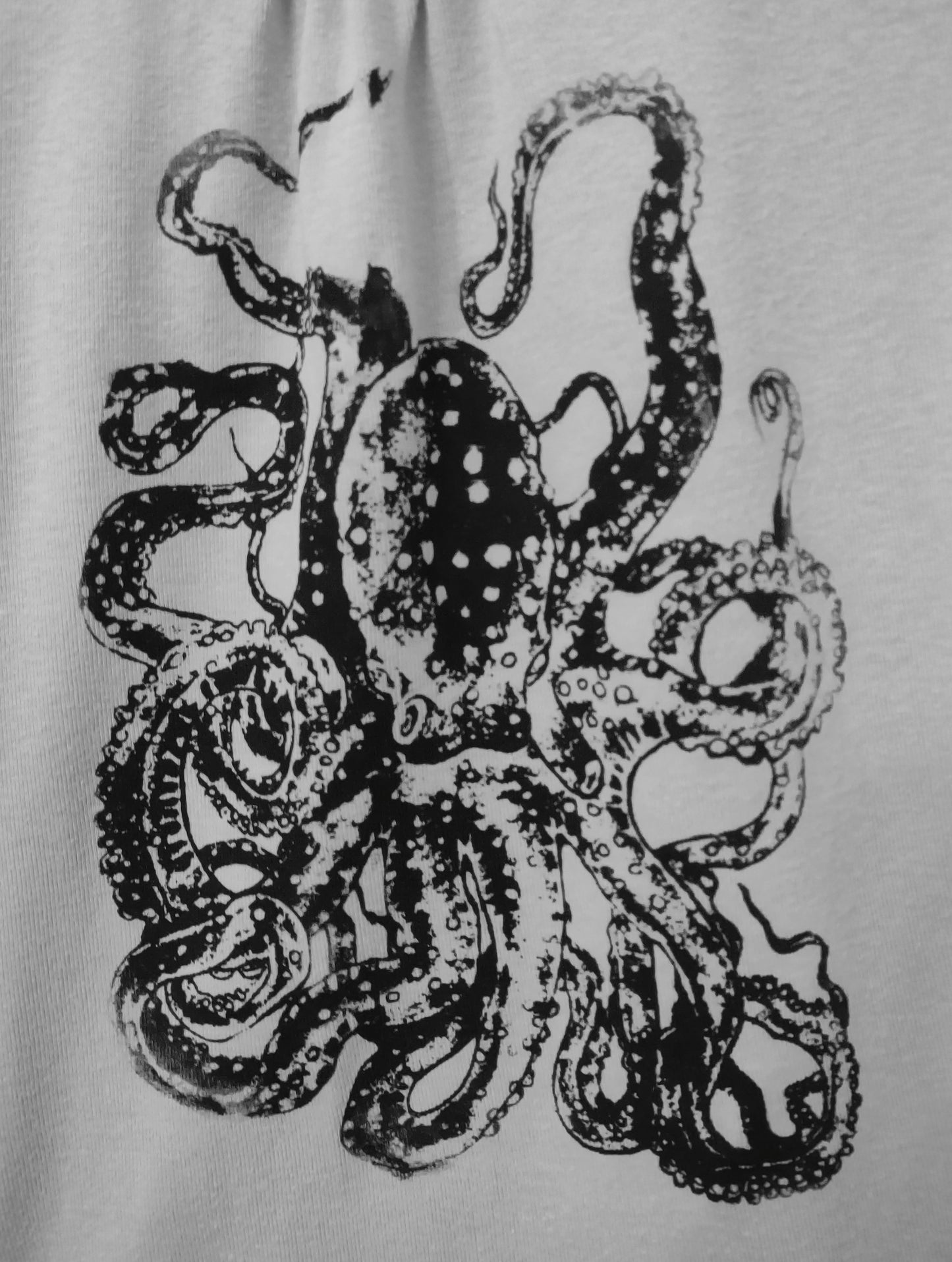 Children's large octopus shirt