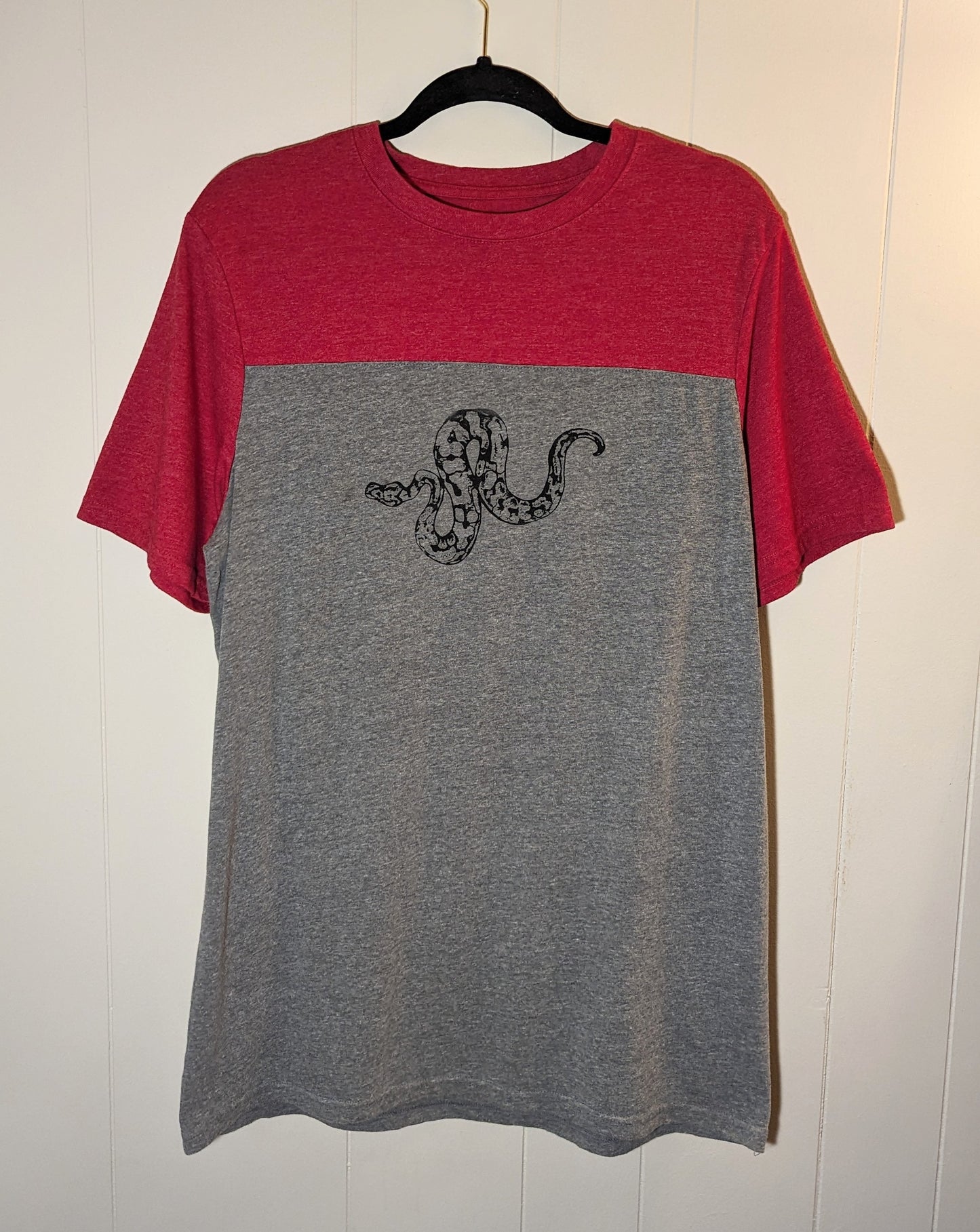 Men's large snake shirt