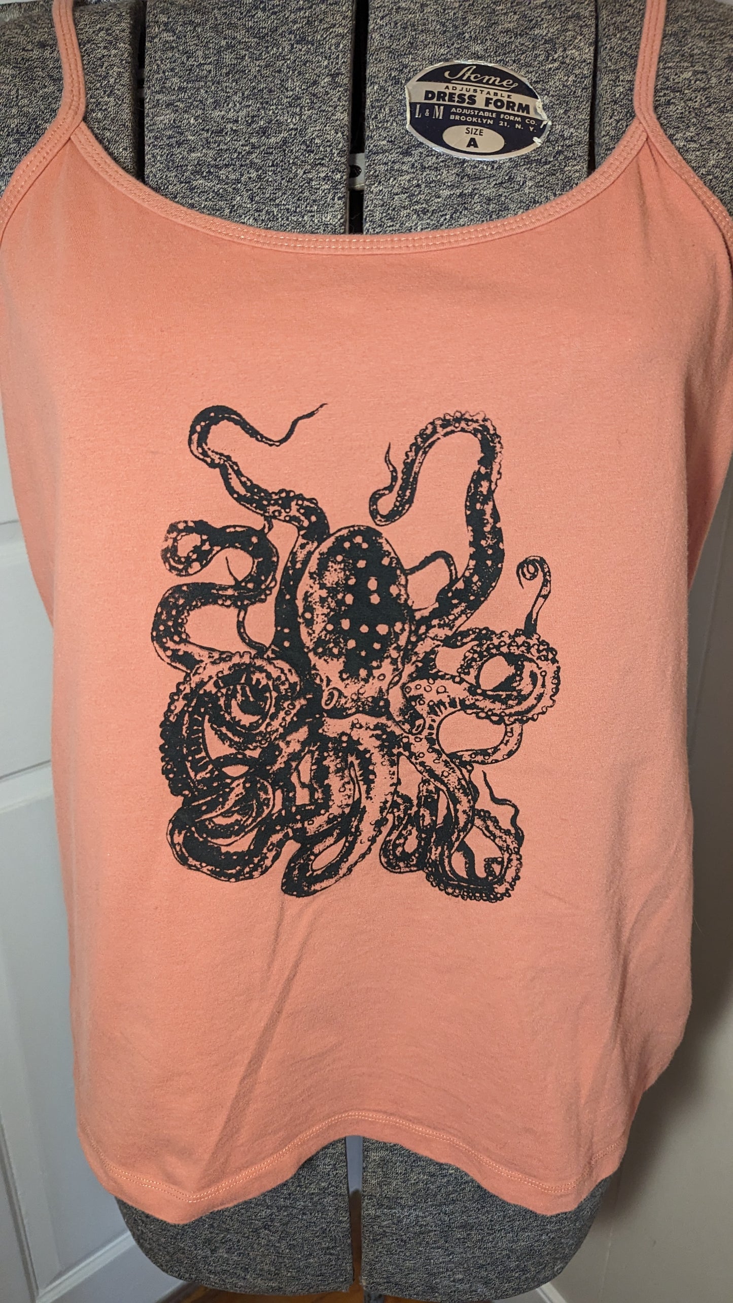 Women's XL octopus tank top