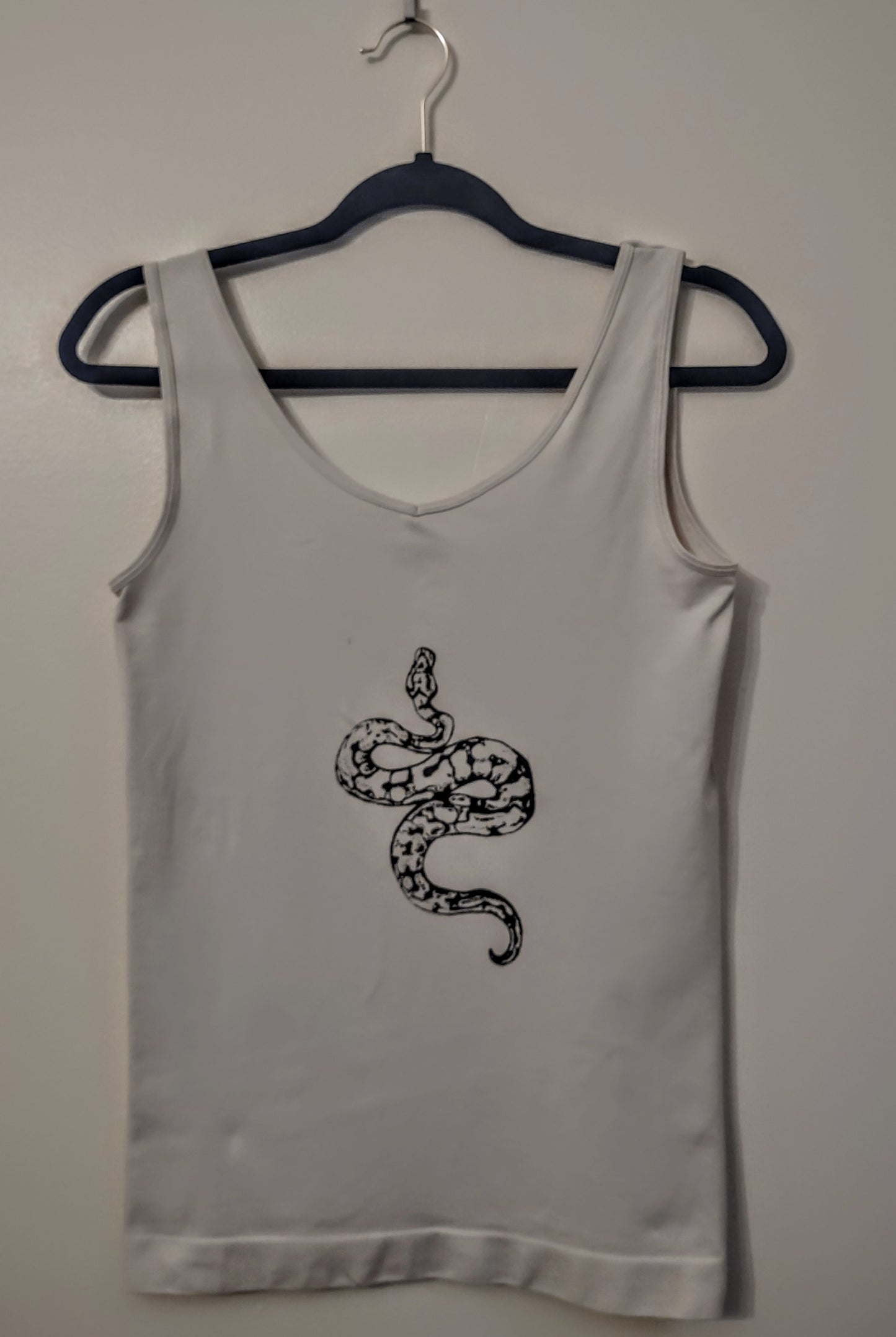 Womens medium snake tank top